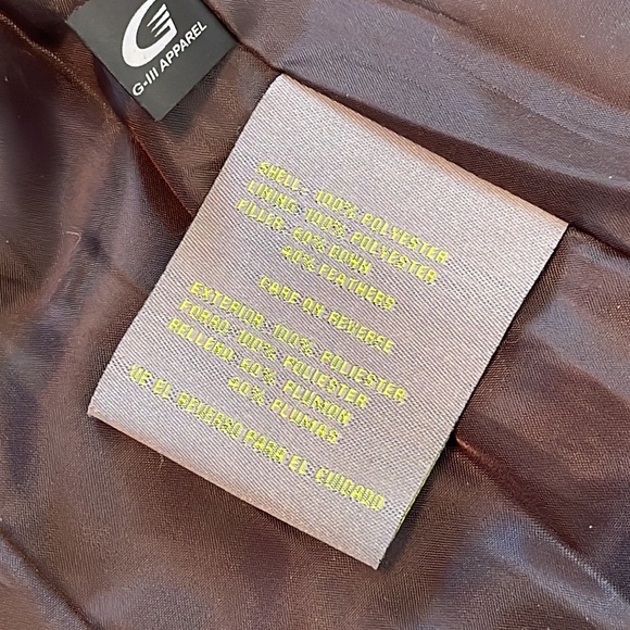 Kenneth Cole Reaction Plum Puffer Vest (M) - Picture 8 of 8